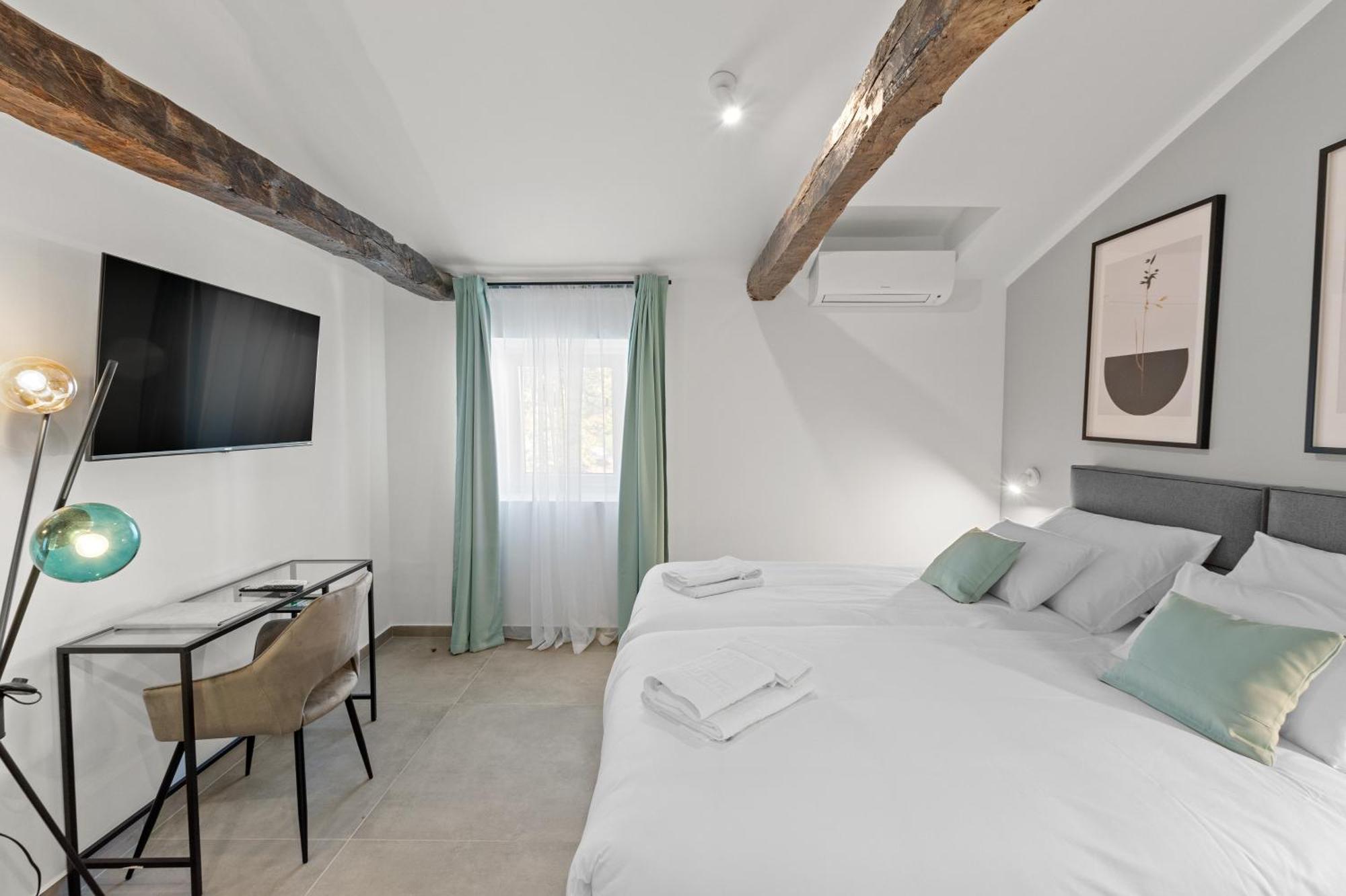 Konoba Most Rooms Бузет Екстер'єр фото
